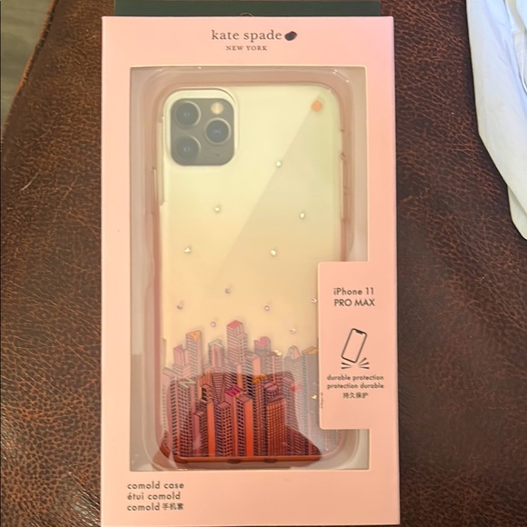 kate spade Cream and Pink iPhone Case with Urban Design - Picture 1 of 3